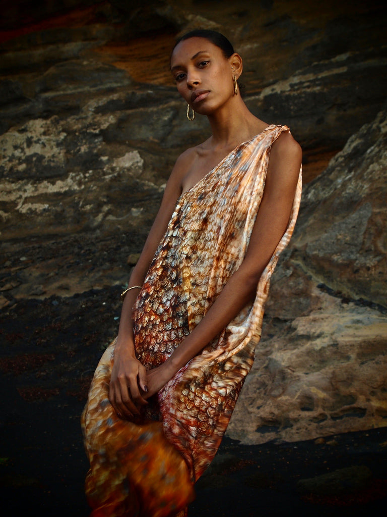 River tie Kaftan in Magma Siren print