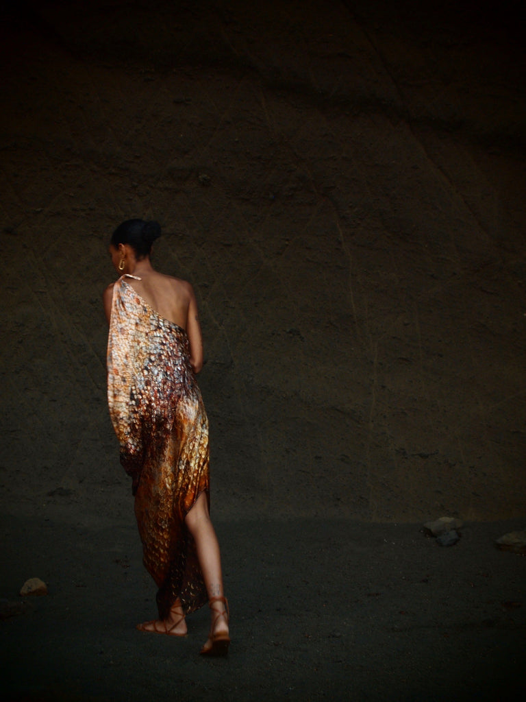 River tie Kaftan in Magma Siren print