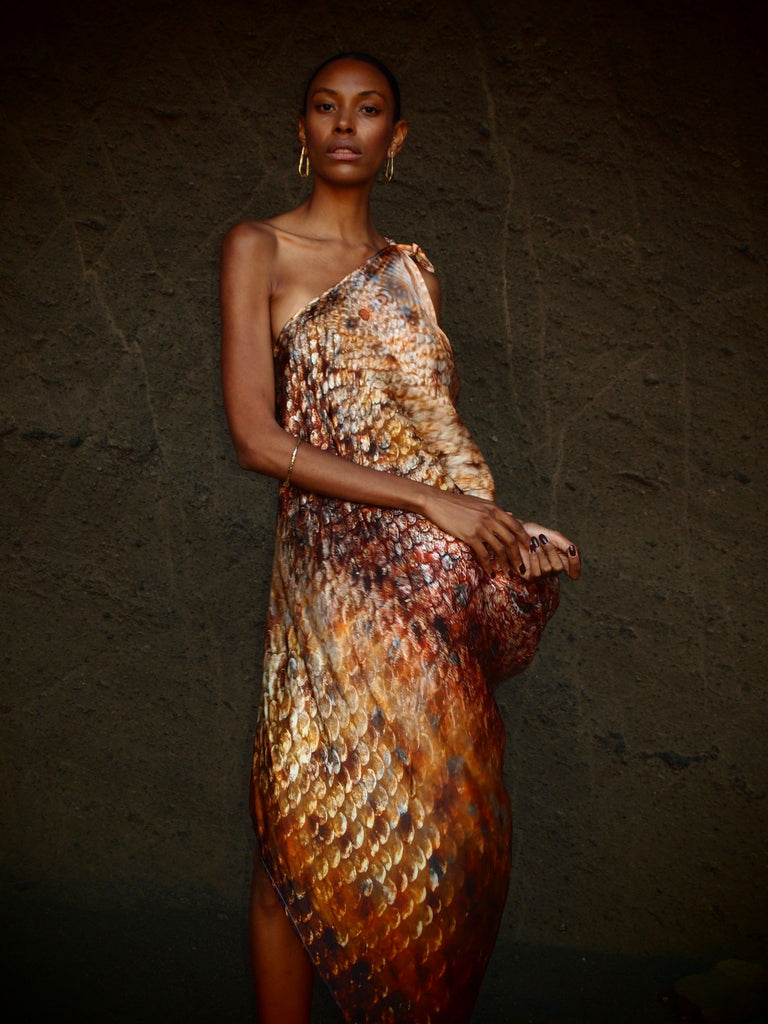 River tie Kaftan in Magma Siren print