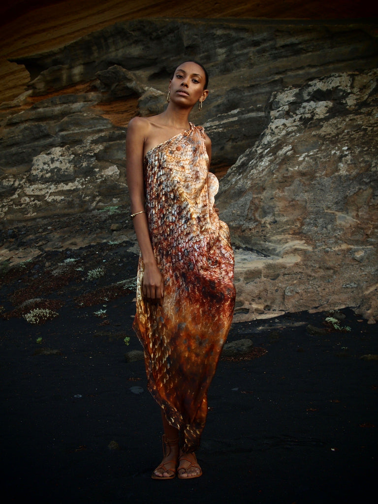 River tie Kaftan in Magma Siren print