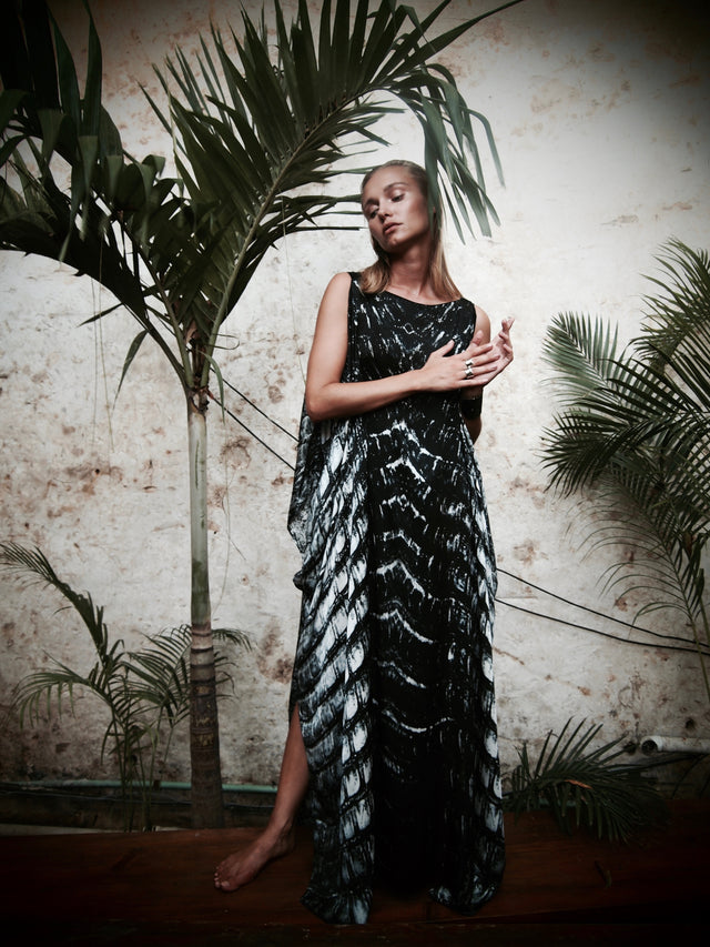 Zandra Silk Kaftan Caiman Print