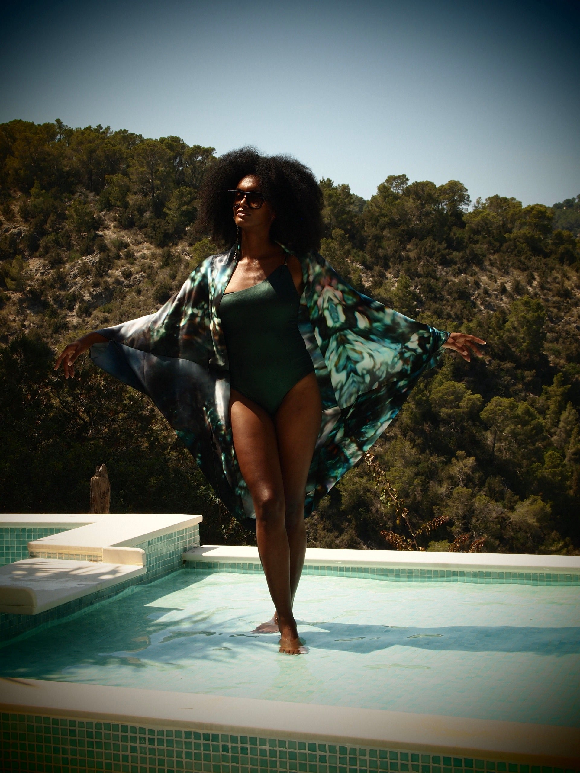 Olivia Cape - Marrah