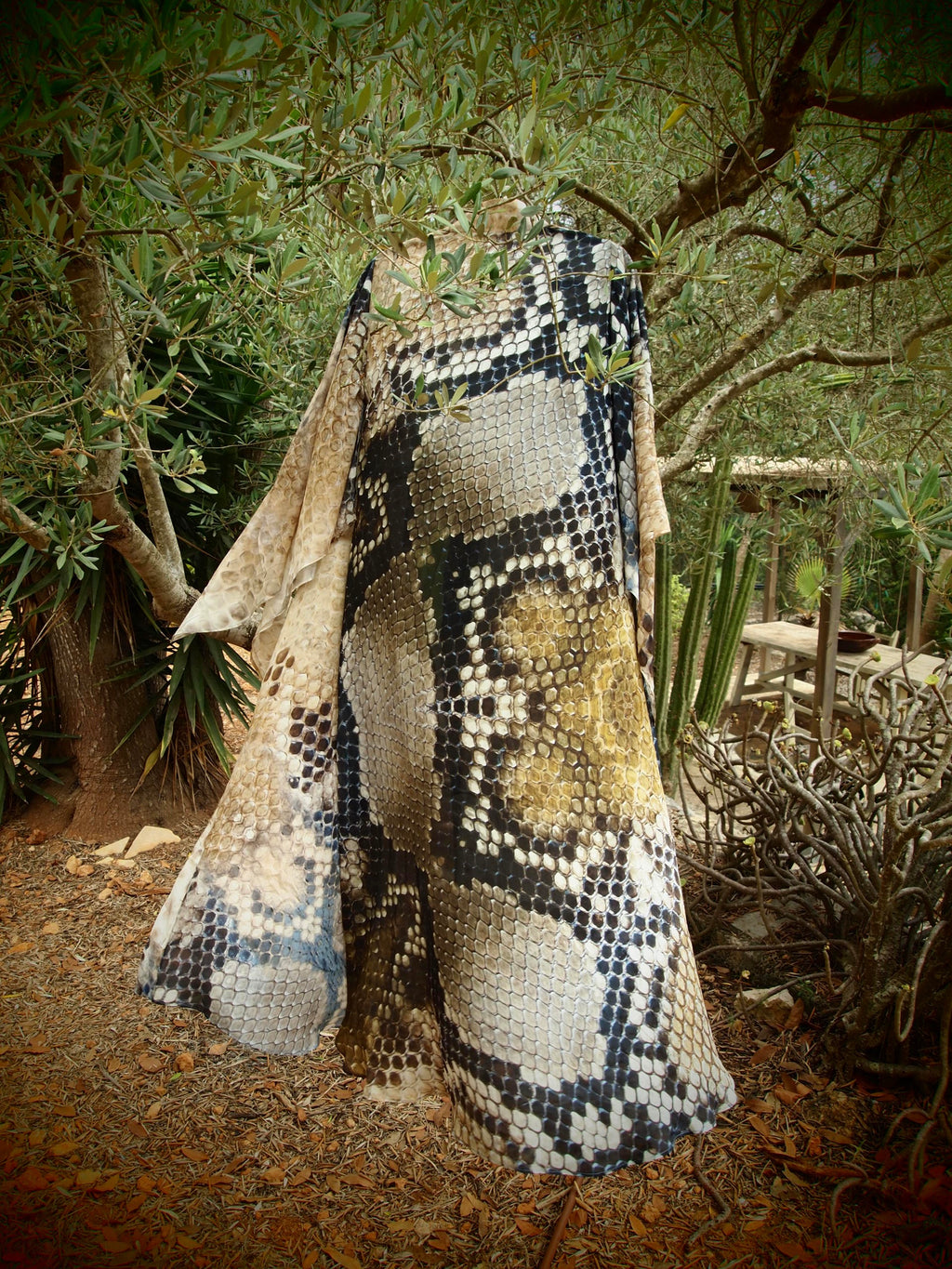 Bedouin Silk Kimono in Cobra print