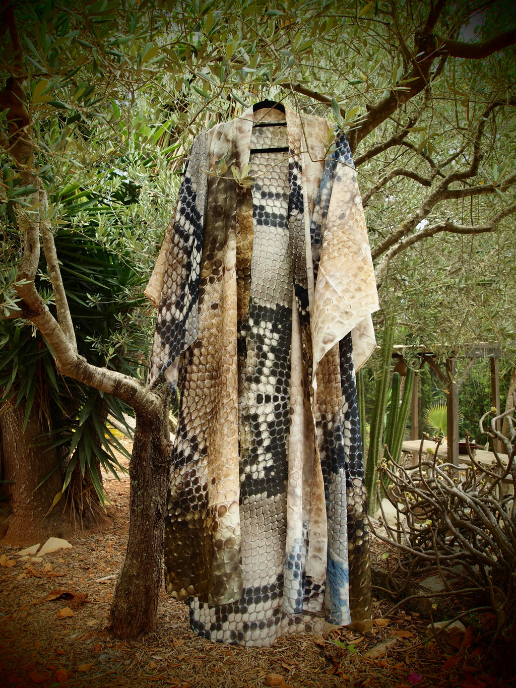 Bedouin Silk Kimono in Cobra print