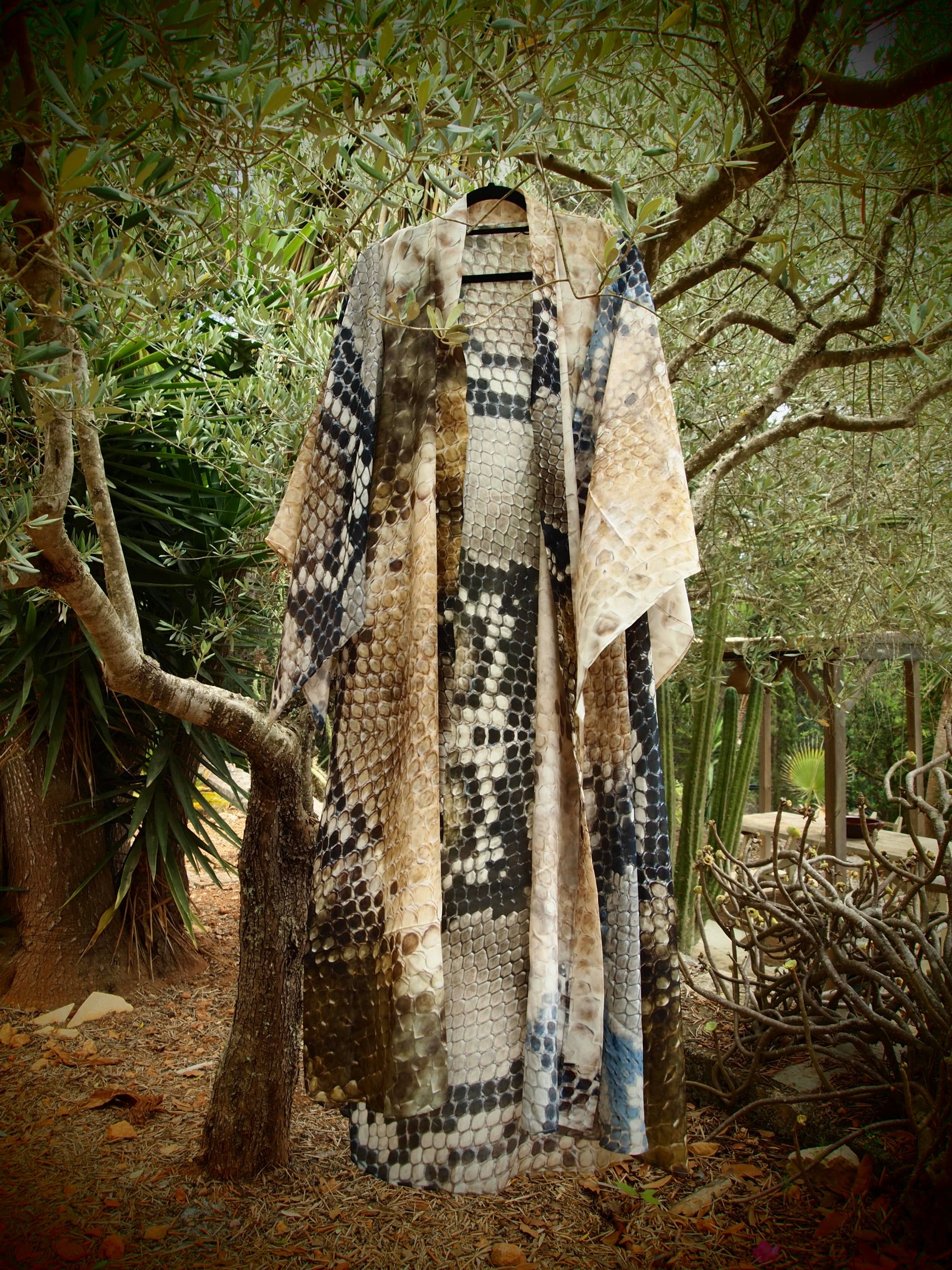 Bedouin Silk Kimono in Cobra print
