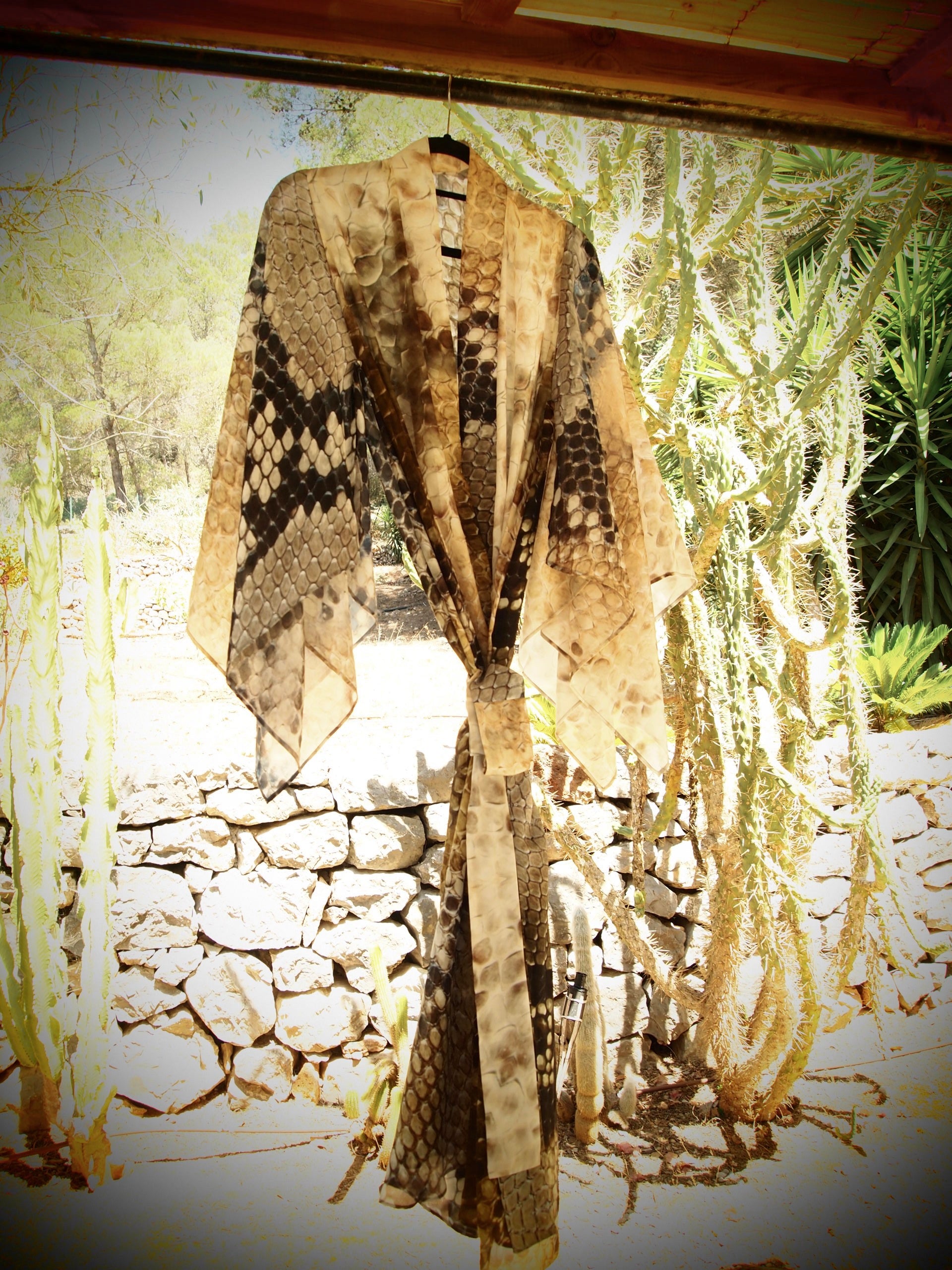 Bedouin Silk Kimono in Cobra print