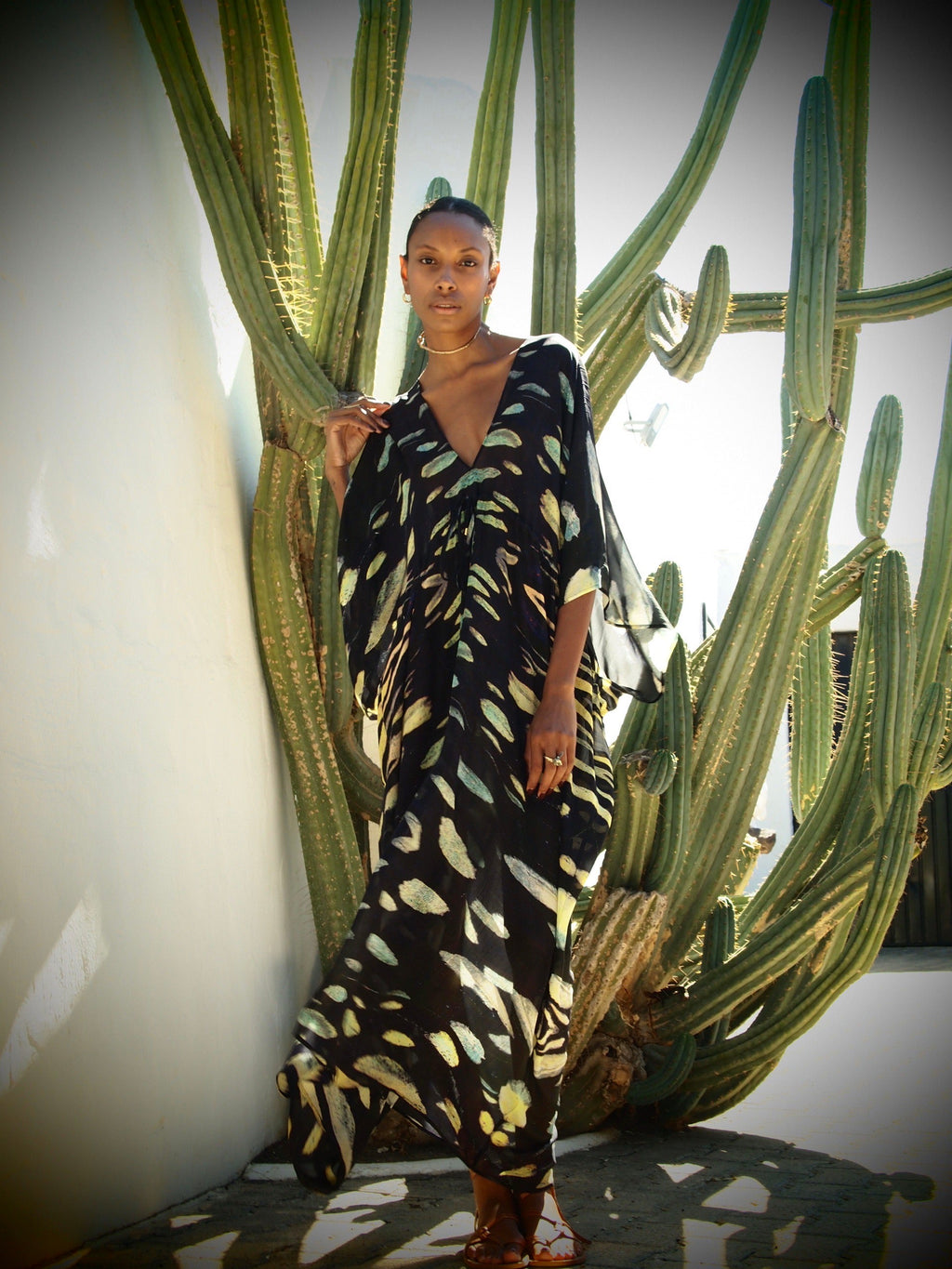 Isla Silk Kaftan - Obsidian print