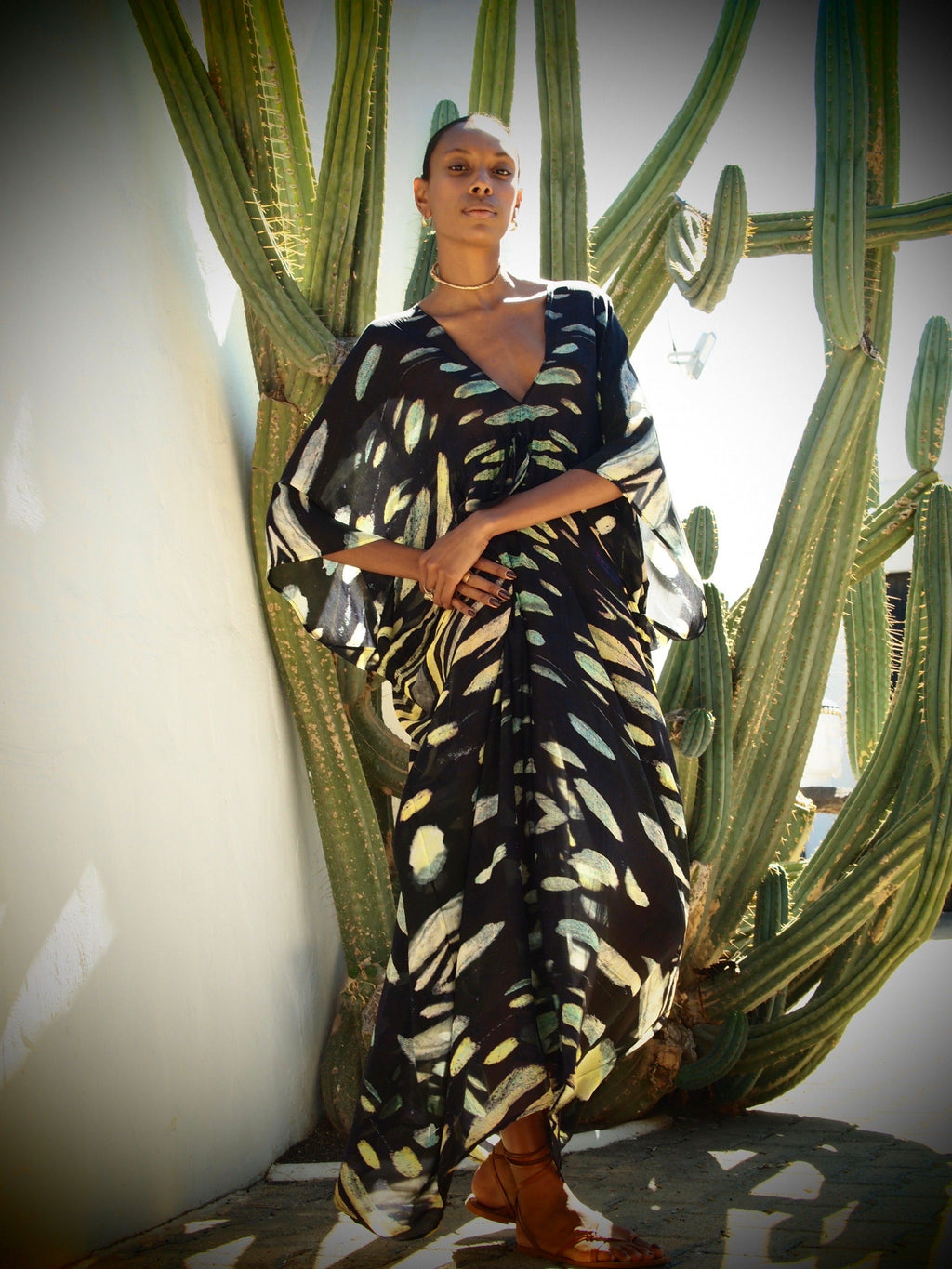 Isla Silk Kaftan - Obsidian print